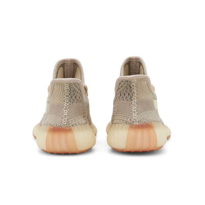 Yeezy 350 boost White Swan full of stars