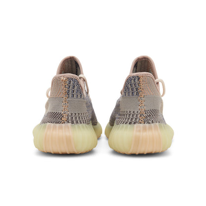 Yeezy 350 V2 Boost pearl grey