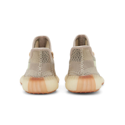 Yeezy 350 boost White Swan full of stars